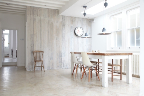 Pale and interesting/ white washed floors and walls feature on Houzz